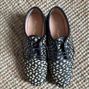 Black and Tan Woven Lace-Up Shoes